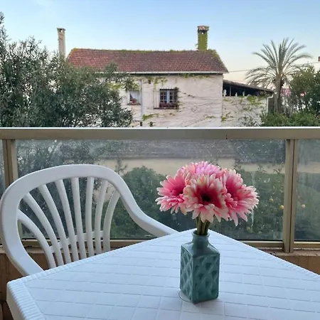 Appartement De Charme A 2 Min De La Plage Vallauris Buitenkant foto