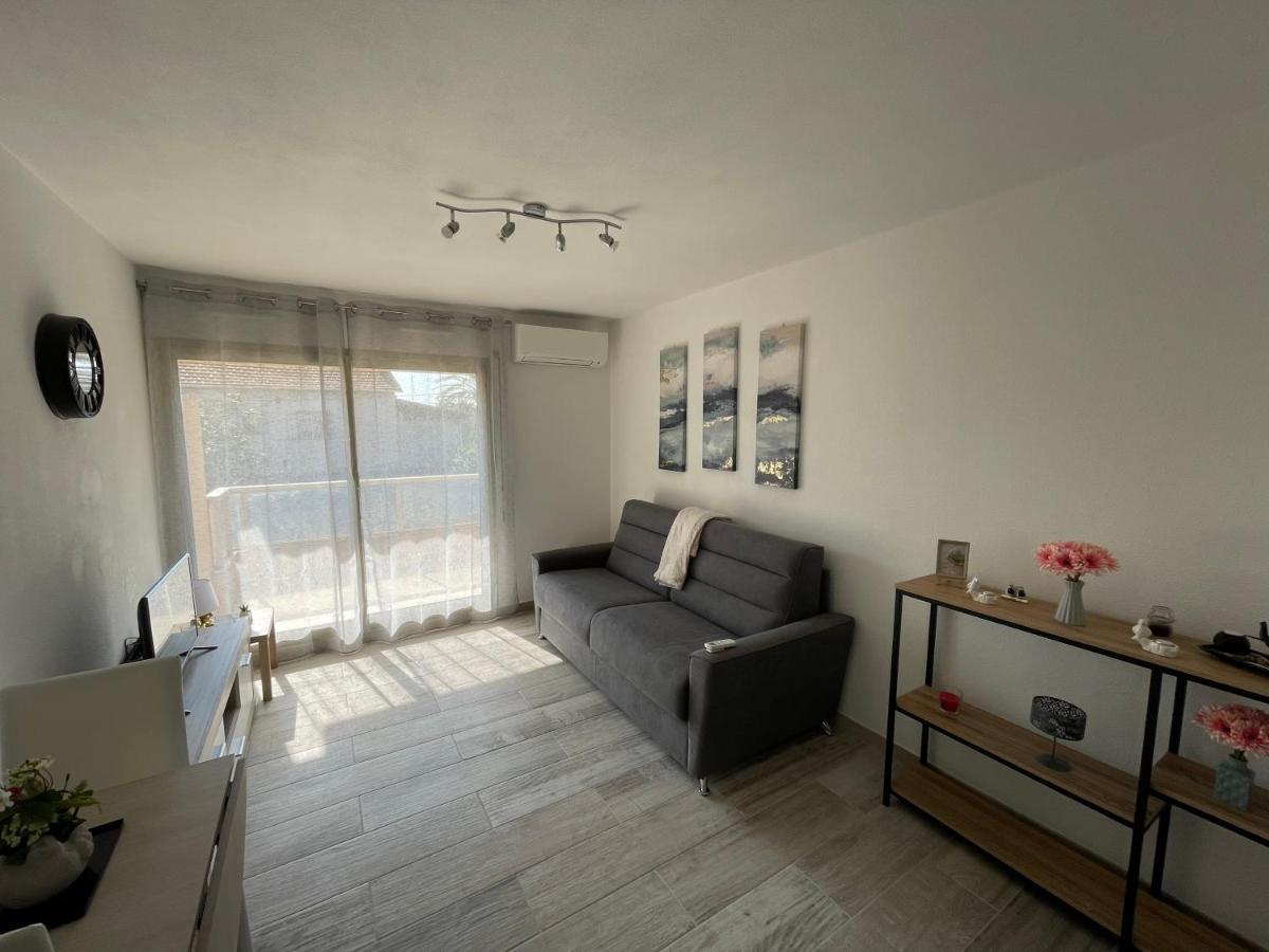 De Charme A 2 Min De La Apartment