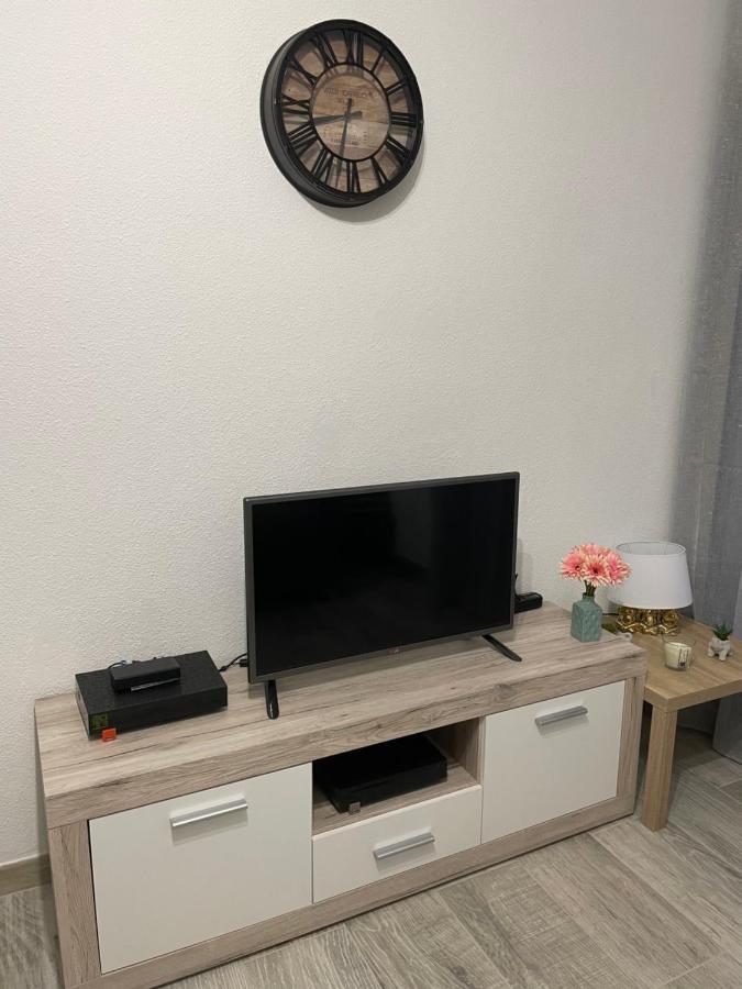De Charme A 2 Min De La Apartment